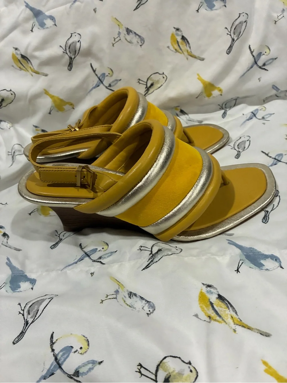 Tory Burch Yellow and Silver Padded Toe-Post Sandals